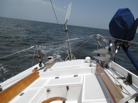 The Cape Horn Windvane performed very well as did the custom made motor mount. By were designed and fabricated by Yves Gelanis and Cape Horn Marine Prouducts, L